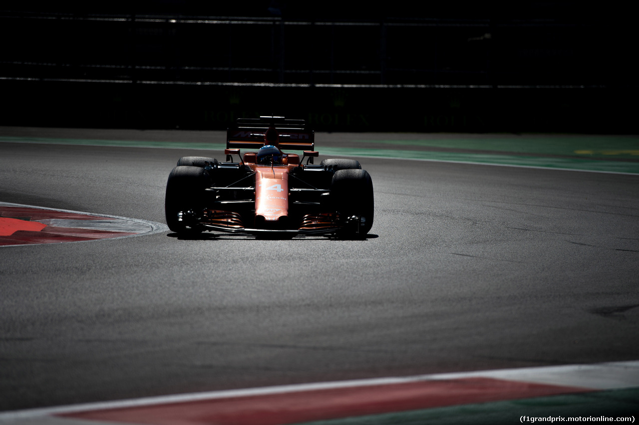 GP MESSICO, 28.10.2017 - Prove Libere 3, Fernando Alonso (ESP) McLaren MCL32