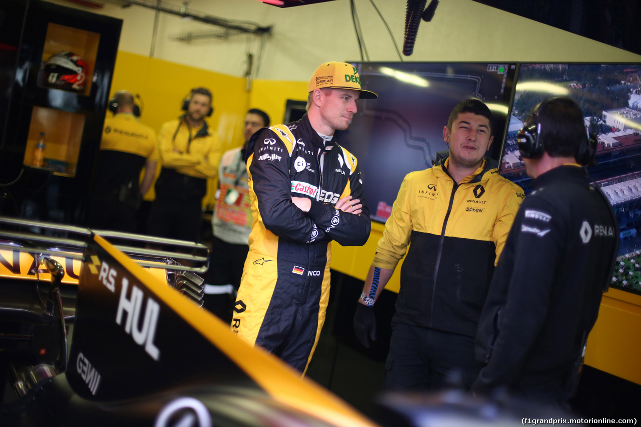 GP MESSICO, 28.10.2017 - Prove Libere 3, Nico Hulkenberg (GER) Renault Sport F1 Team RS17