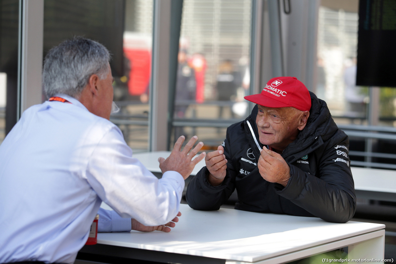 GP MESSICO, 28.10.2017 - Prove Libere 3, Chase Carey (USA) Formula One Group Chairman e Nikki Lauda (AU), Mercedes