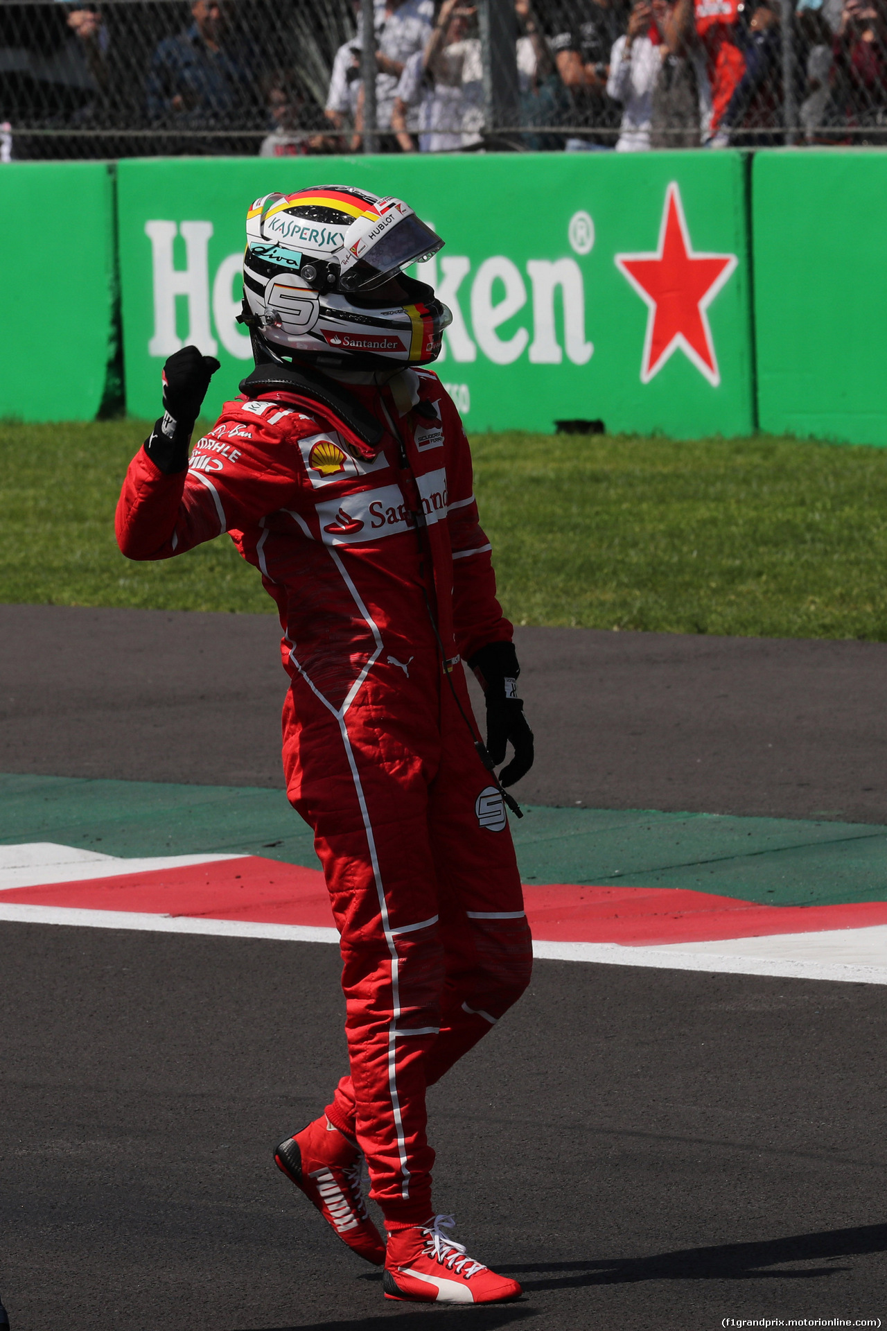 GP MESSICO, 28.10.2017 - Qualifiche, Sebastian Vettel (GER) Ferrari SF70H pole position