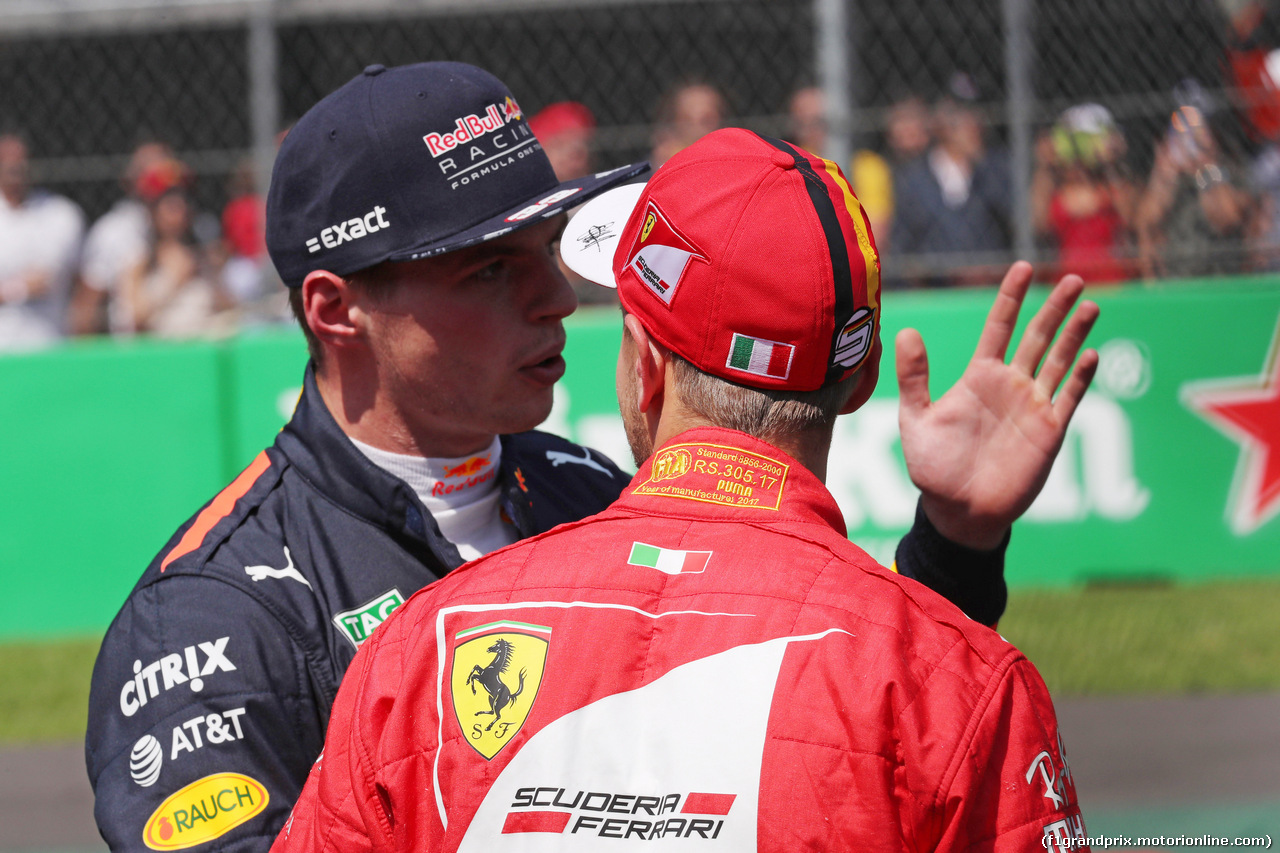 GP MESSICO, 28.10.2017 - Qualifiche, 2nd place Max Verstappen (NED) Red Bull Racing RB13 e Sebastian Vettel (GER) Ferrari SF70H pole position