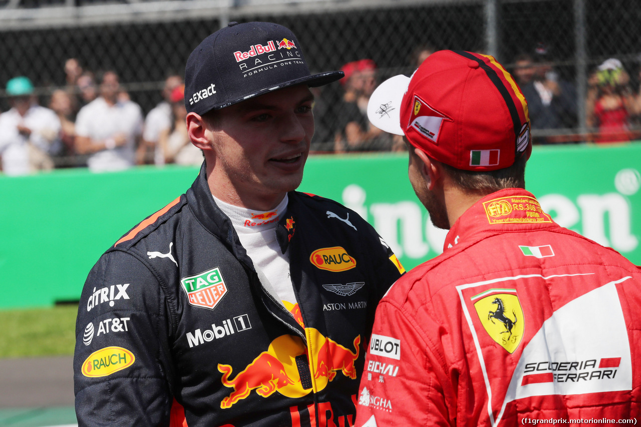 GP MESSICO, 28.10.2017 - Qualifiche, 2nd place Max Verstappen (NED) Red Bull Racing RB13 e Sebastian Vettel (GER) Ferrari SF70H pole position