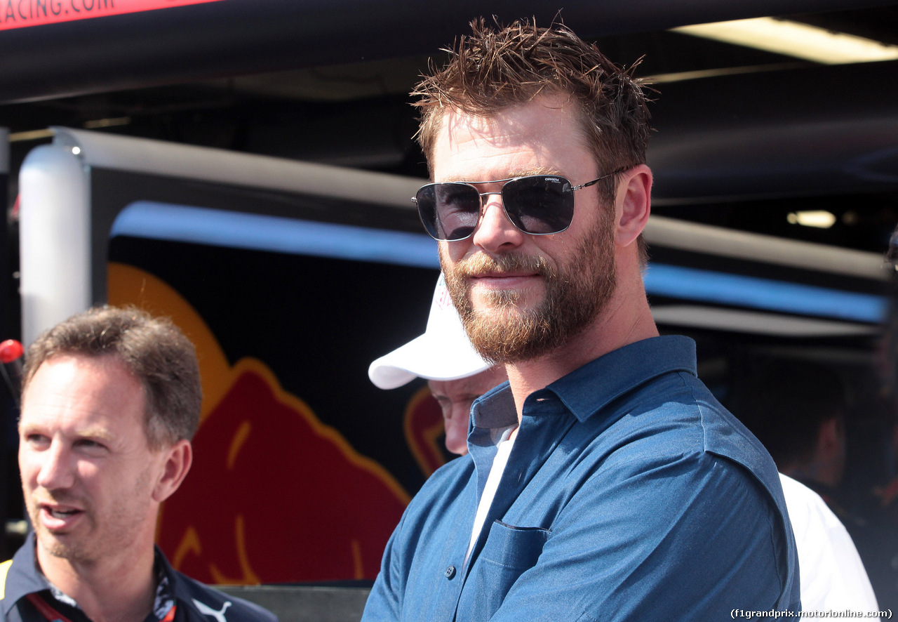 GP MONACO, 28.05.2017 - Christian Horner (GBR), Red Bull Racing, Sporting Director e Chris Hemsworth (AUS) Actor