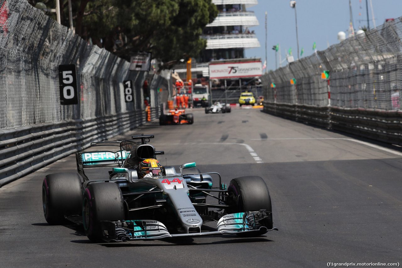 GP MONACO, 28.05.2017 - Gara, Lewis Hamilton (GBR) Mercedes AMG F1 W08