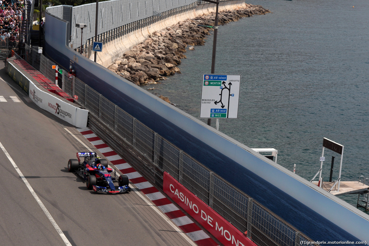 GP MONACO, 25.05.2017 - Prove Libere 1, Carlos Sainz Jr (ESP) Scuderia Toro Rosso STR12