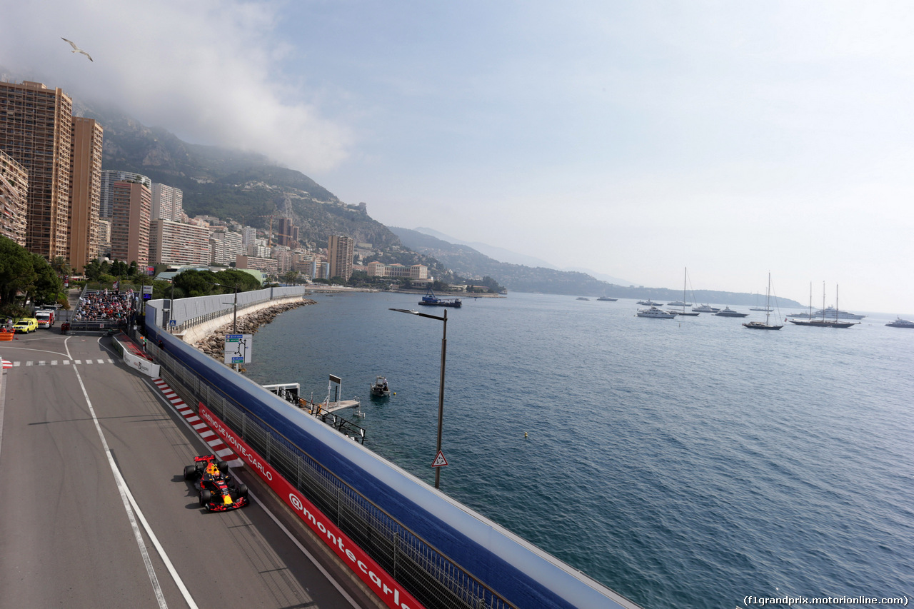 GP MONACO, 25.05.2017 - Prove Libere 2, Max Verstappen (NED) Red Bull Racing RB13