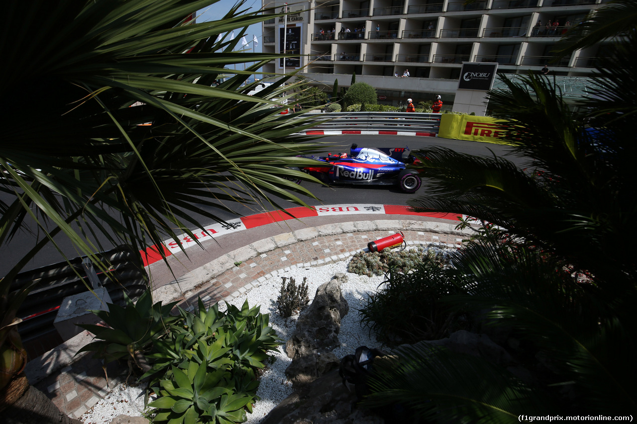 GP MONACO, 25.05.2017 - Prove Libere 2, Daniil Kvyat (RUS) Scuderia Toro Rosso STR12