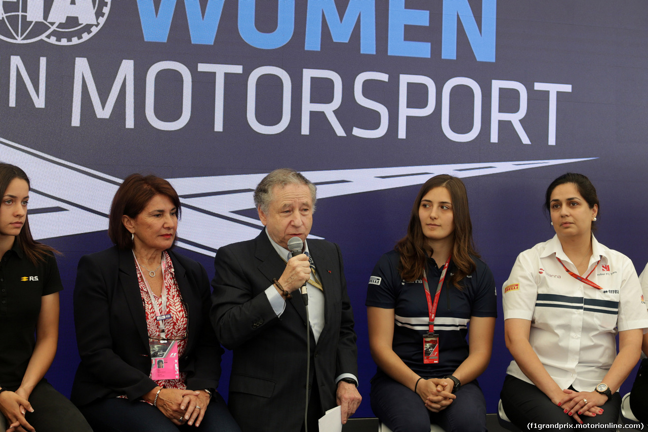 GP MONACO, 27.05.2017 - Women in Motosport programme, Michele Mouton (FRA) FIA Women in Motosport Ambassador, Jean Todt (FRA), President FIA, Tatiana Calderón (COL) DAMS e Monisha Kaltenborn (AUT), CEO e Team Principal, Sauber F1 Team