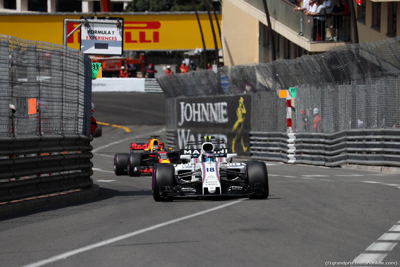 GP MONACO, 27.05.2017 - Prove Libere 3, Lance Stroll (CDN) Williams FW40 e Daniel Ricciardo (AUS) Red Bull Racing RB13