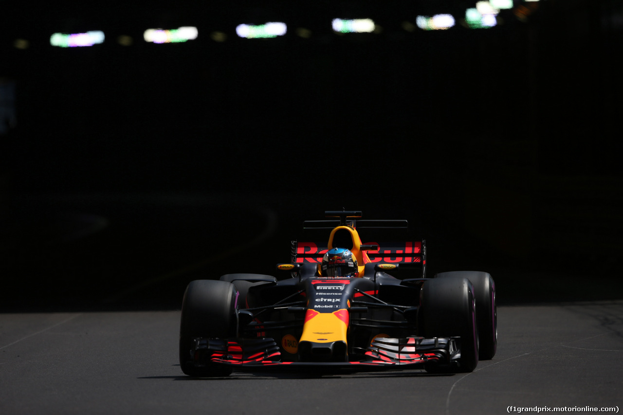 GP MONACO, 27.05.2017 - Prove Libere 3, Daniel Ricciardo (AUS) Red Bull Racing RB13