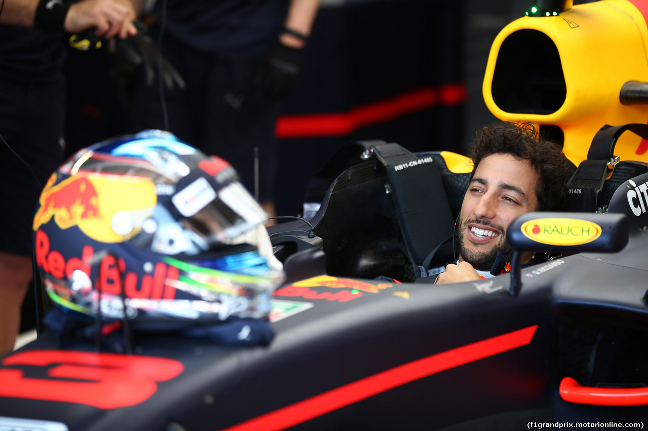 GP MONACO, 27.05.2017 - Prove Libere 3, Daniel Ricciardo (AUS) Red Bull Racing RB13