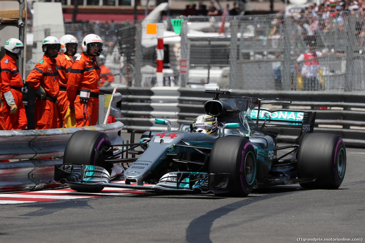 GP MONACO, 27.05.2017 - Qualifiche, Lewis Hamilton (GBR) Mercedes AMG F1 W08