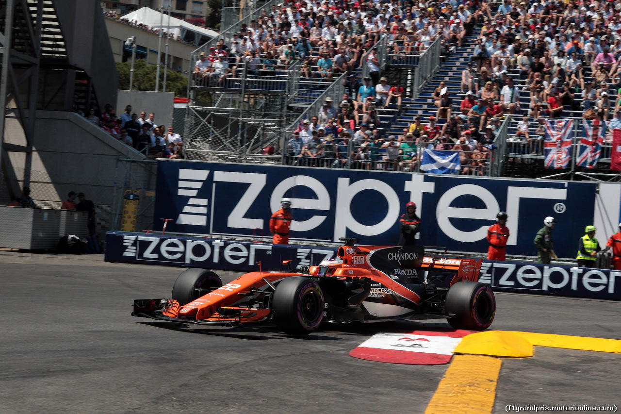 GP MONACO, 27.05.2017 - Qualifiche, Jenson Button (GBR) McLaren MCL32