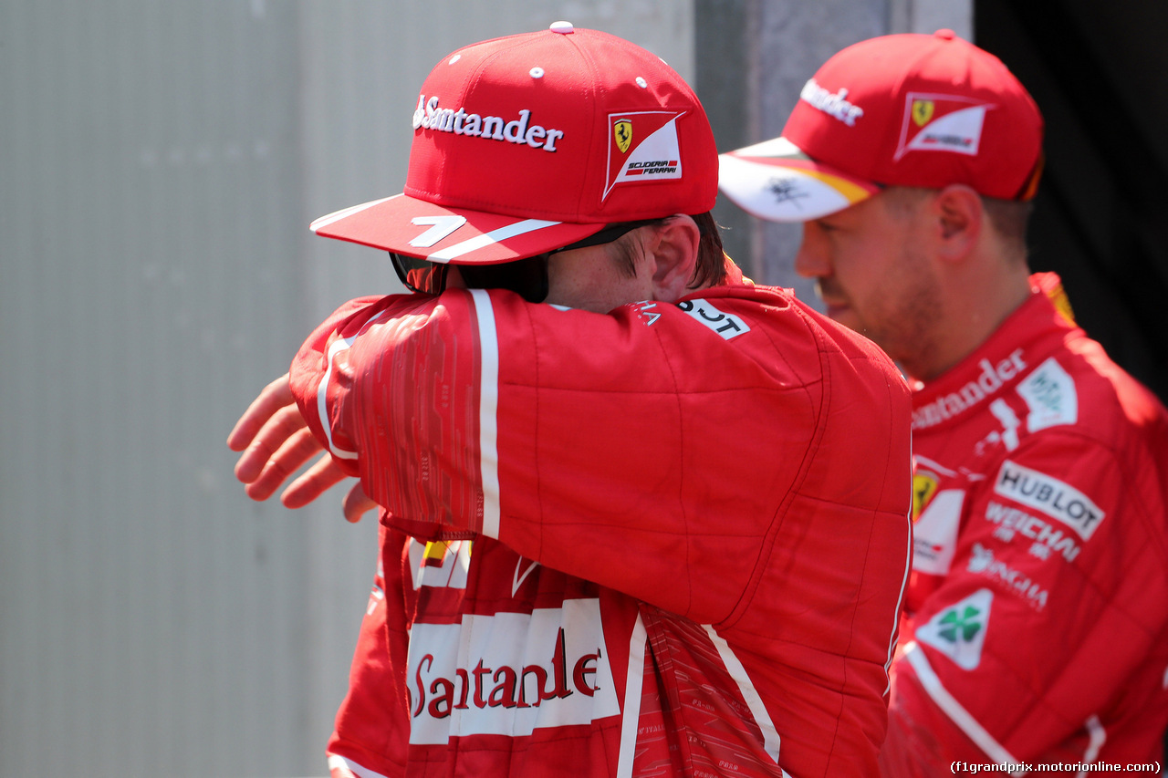 GP MONACO, 27.05.2017 - Qualifiche, Kimi Raikkonen (FIN) Ferrari SF70H pole position e 2nd place Sebastian Vettel (GER) Ferrari SF70H