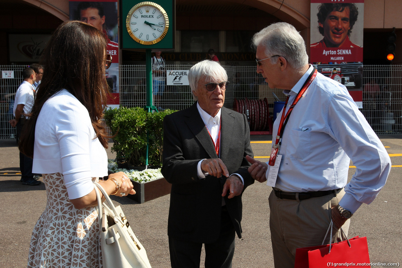 GP MONACO, 26.05.2017 - Fabiana Flosi (BRA), Wife of Bernie Ecclestone, Bernie Ecclestone (GBR) e Piero Ferrari (ITA) Vice-President Ferrari