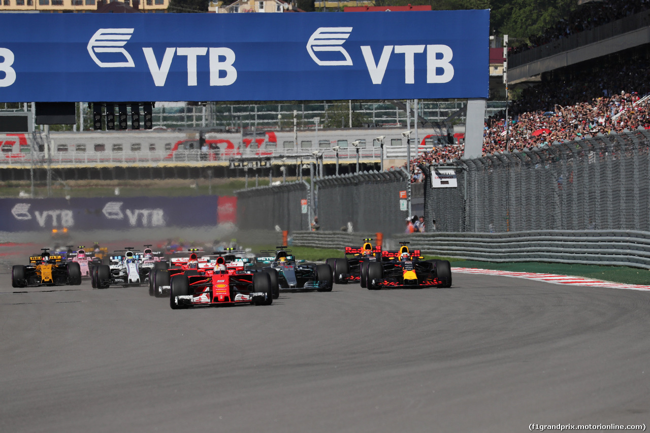GP RUSSIA, 30.04.2017 - Gara, Start of the race