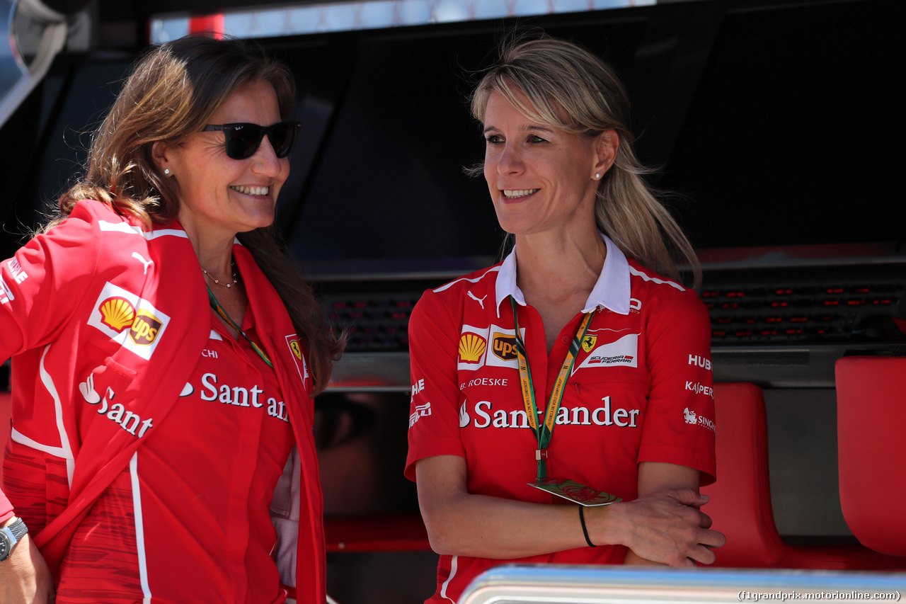 GP RUSSIA, 27.04.2017 - (L-R) Stefania Boccoli (ITA) Ferrari PR Officer e Britta Roeske (AUT) Ferrari Press Officer.