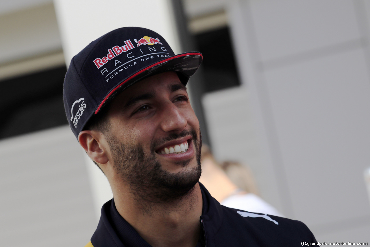 GP RUSSIA, 27.04.2017 - Daniel Ricciardo (AUS) Red Bull Racing RB13