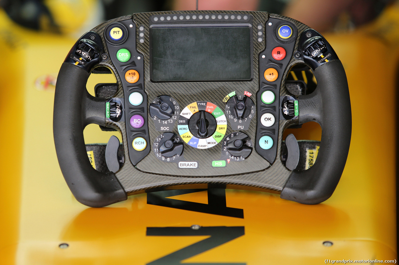 GP RUSSIA, 29.04.2017 - Prove Libere 3, The steering wheel of Renault Sport F1 Team RS17