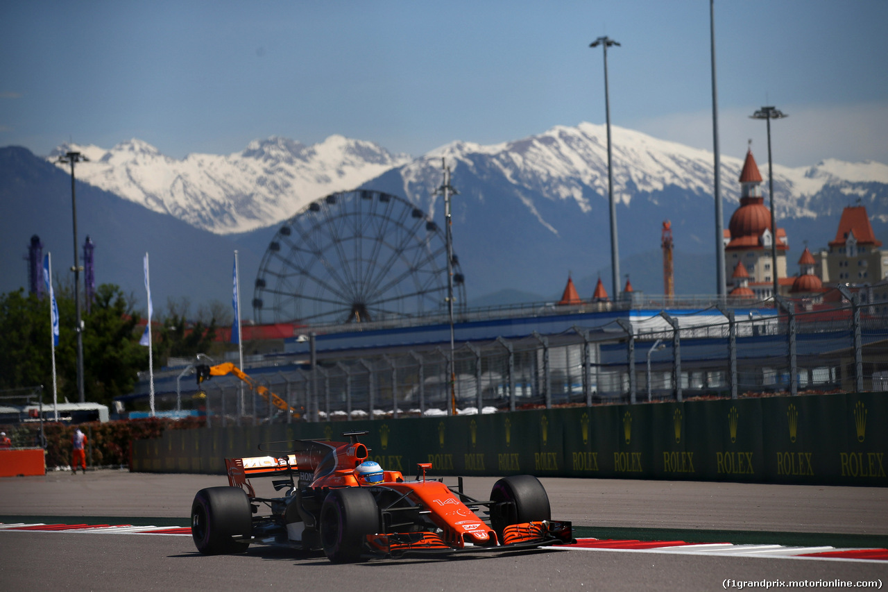 GP RUSSIA, 29.04.2017 - Prove Libere 3, Fernando Alonso (ESP) McLaren MCL32