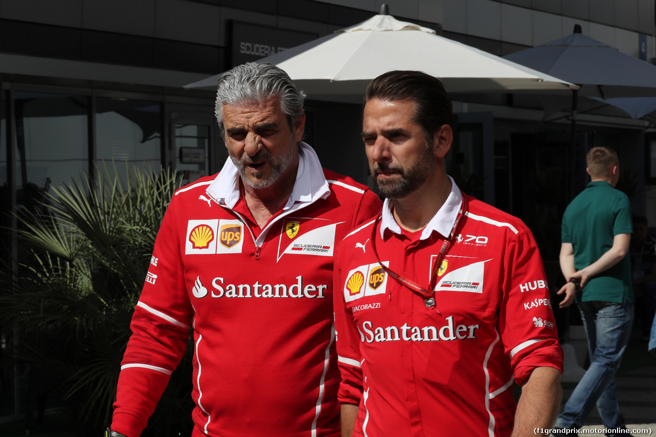 GP RUSSIA, 29.04.2017 - Qualifiche, Maurizio Arrivabene (ITA) Ferrari Team Principal e Jonathan Giacobazzi, Ferrari Sponsorship Manager