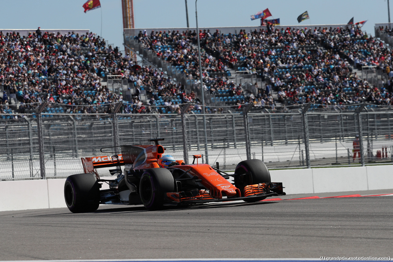 GP RUSSIA, 29.04.2017 - Qualifiche, Fernando Alonso (ESP) McLaren MCL32