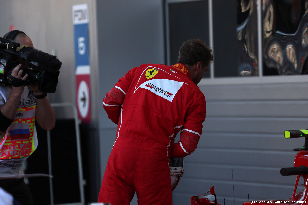 GP RUSSIA, 29.04.2017 - Qualifiche, Sebastian Vettel (GER) Ferrari SF70H pole position