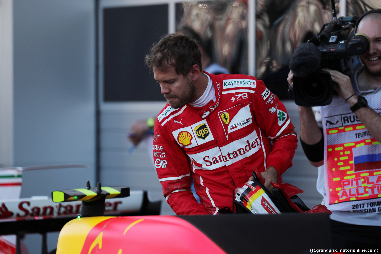 GP RUSSIA, 29.04.2017 - Qualifiche, Sebastian Vettel (GER) Ferrari SF70H pole position