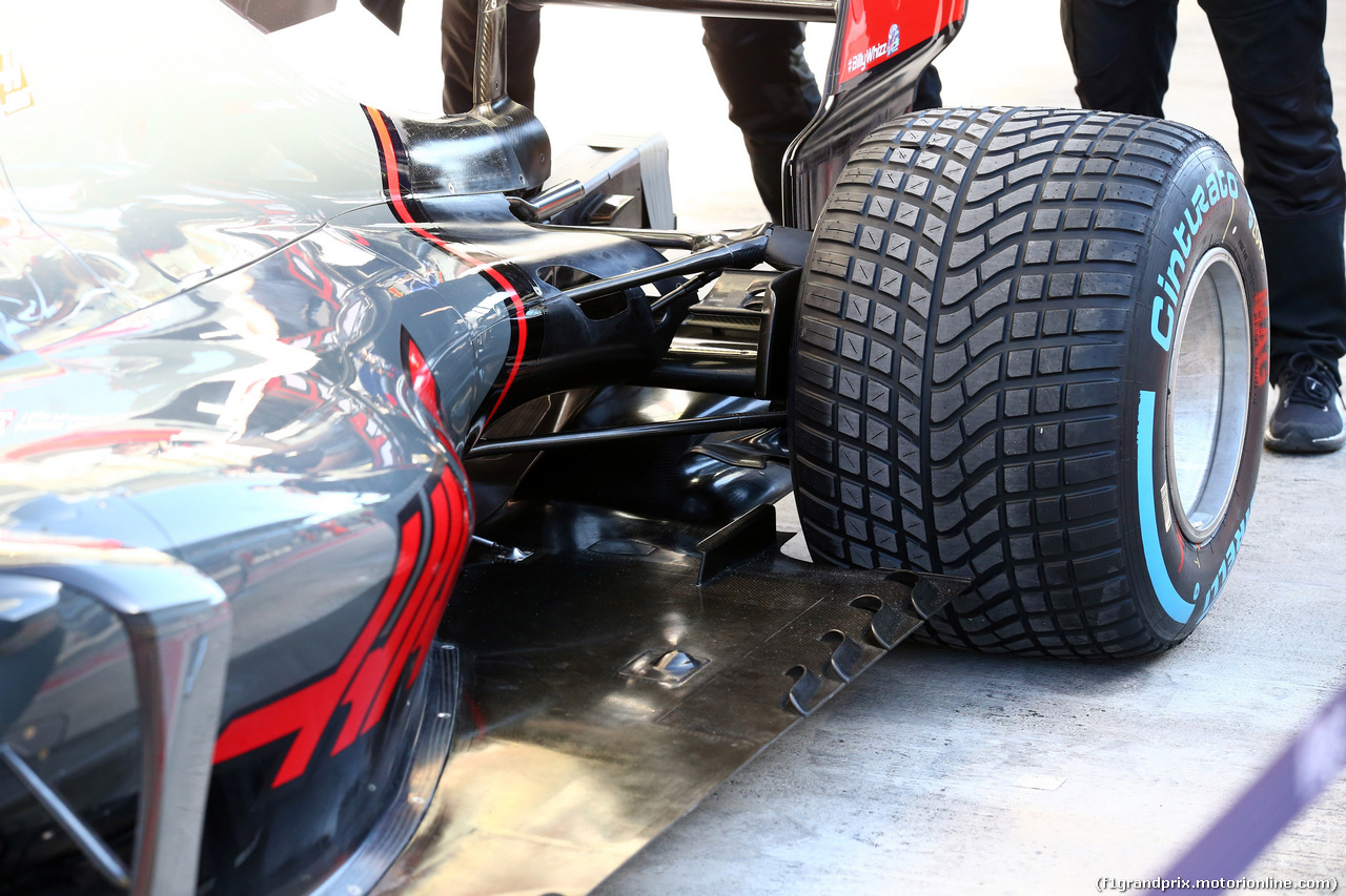 GP RUSSIA, 28.04.2017 - Haas F1 Team VF-17, detail