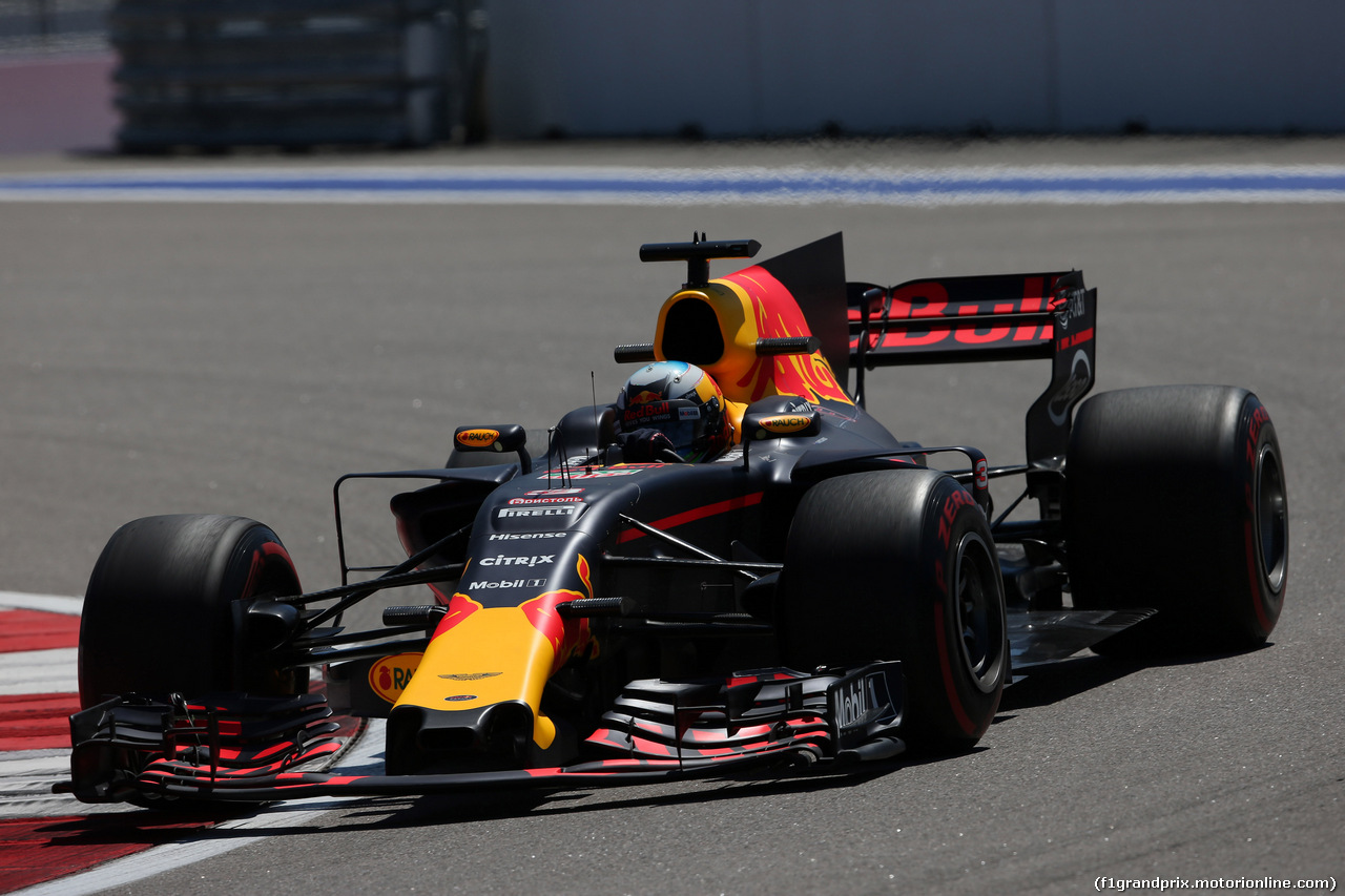 GP RUSSIA, 28.04.2017 - Prove Libere 1, Daniel Ricciardo (AUS) Red Bull Racing RB13