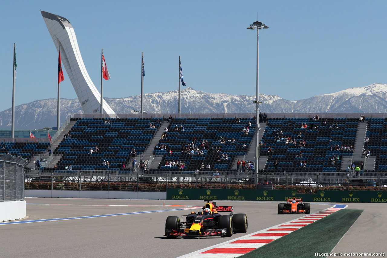 GP RUSSIA, 28.04.2017 - Prove Libere 1, Daniel Ricciardo (AUS) Red Bull Racing RB13
