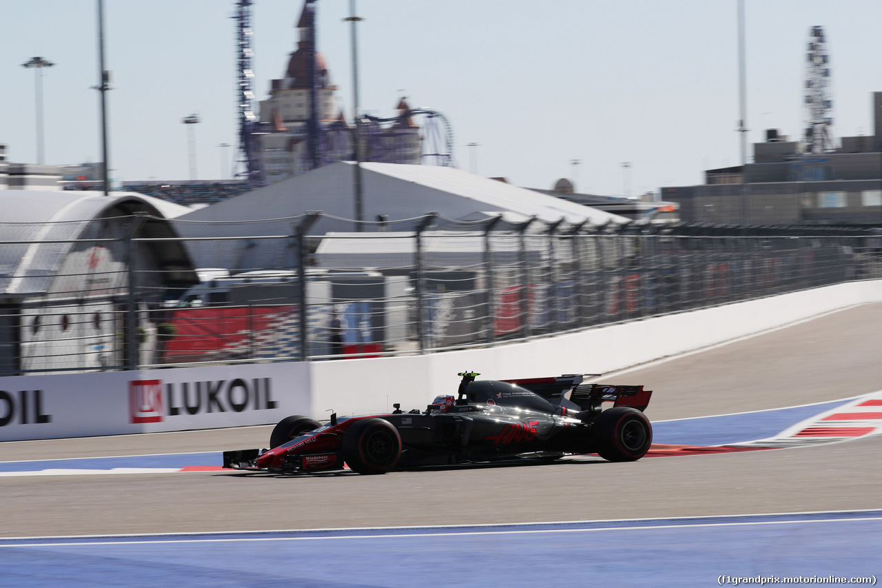 GP RUSSIA, 28.04.2017 - Prove Libere 2, Kevin Magnussen (DEN) Haas F1 Team VF-17