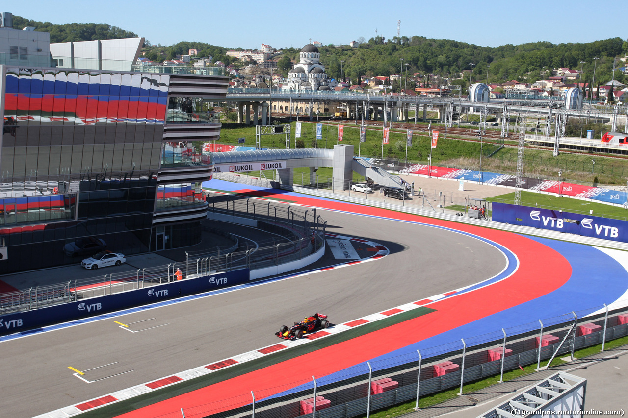 GP RUSSIA, 28.04.2017 - Prove Libere 2, Max Verstappen (NED) Red Bull Racing RB13