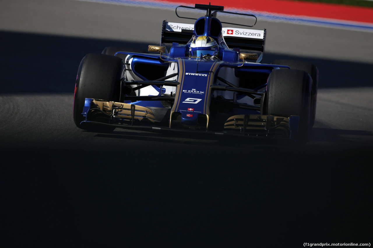 GP RUSSIA, 28.04.2017 - Prove Libere 2, Marcus Ericsson (SUE) Sauber C36