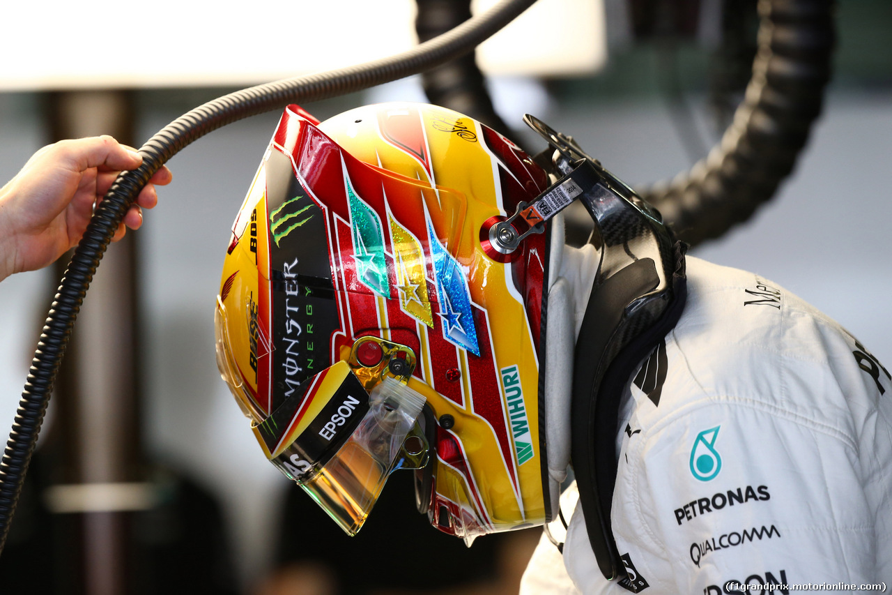 GP RUSSIA, 28.04.2017 - Prove Libere 2, Lewis Hamilton (GBR) Mercedes AMG F1 W08