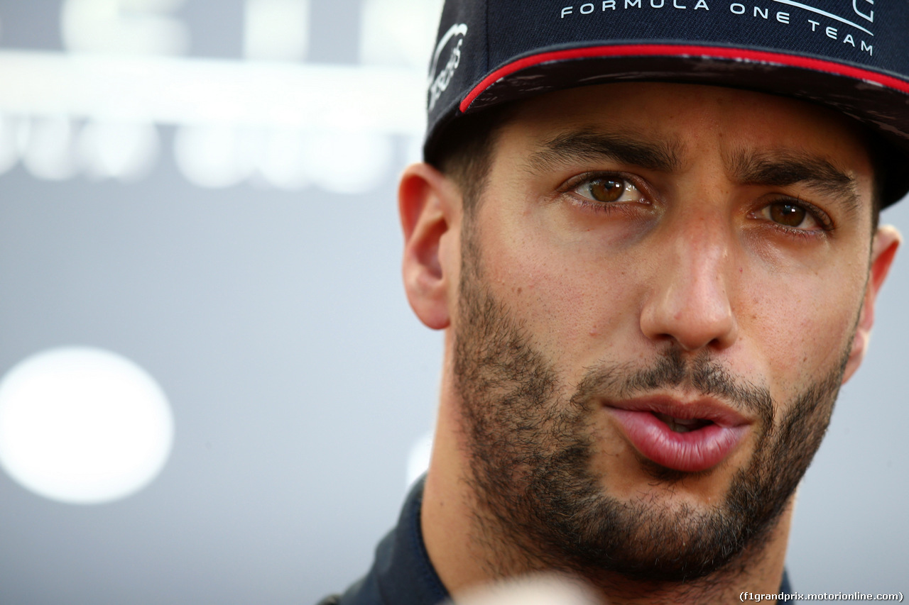 GP RUSSIA, 28.04.2017 - Prove Libere 2, Daniel Ricciardo (AUS) Red Bull Racing RB13