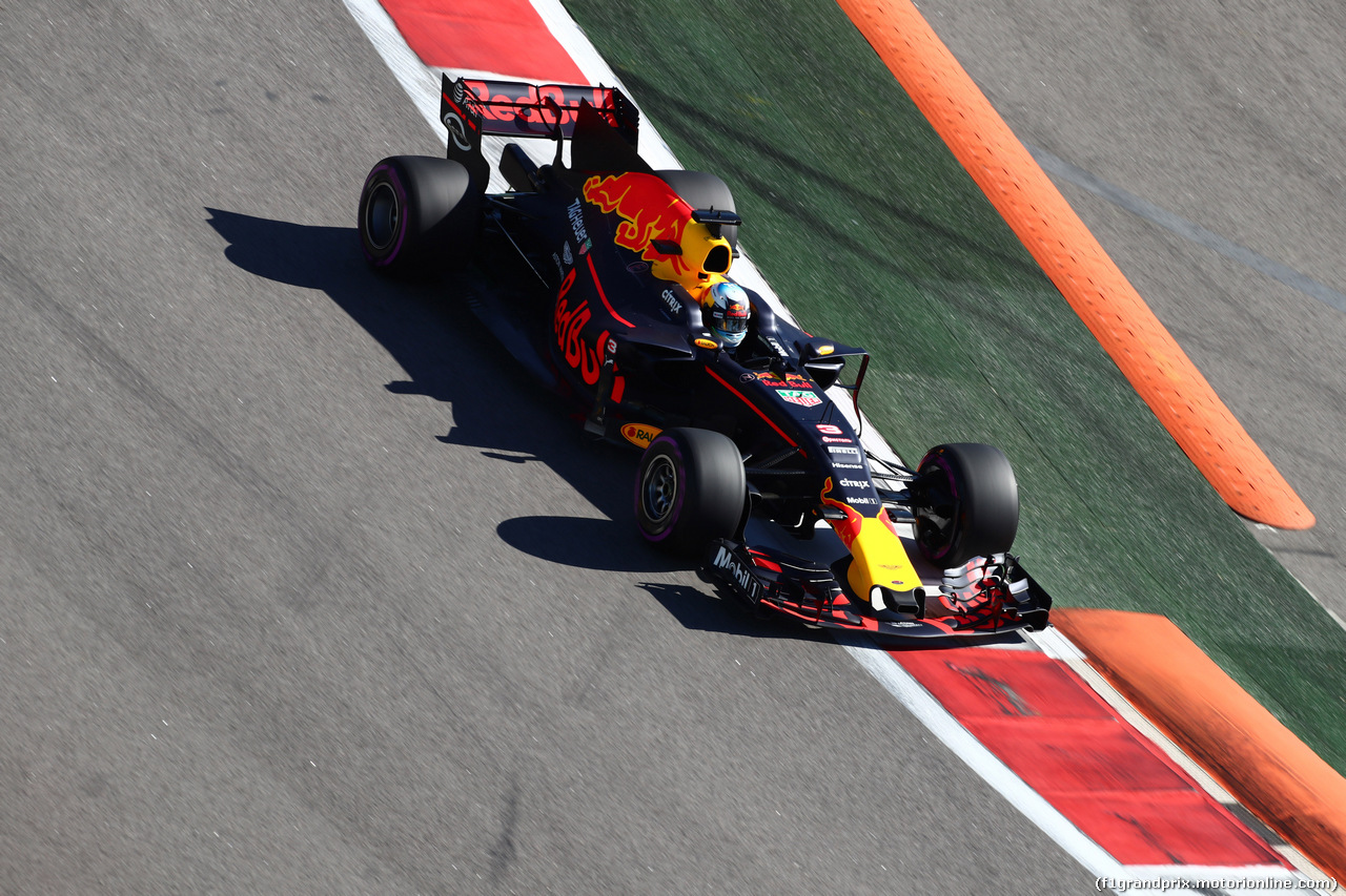 GP RUSSIA, 28.04.2017 - Prove Libere 2, Daniel Ricciardo (AUS) Red Bull Racing RB13