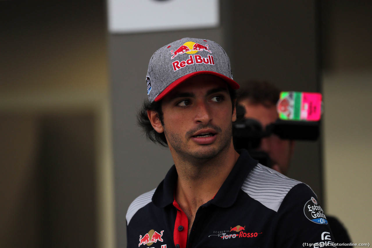 GP SINGAPORE, 17.09.2017 - Carlos Sainz Jr (ESP) Scuderia Toro Rosso STR12