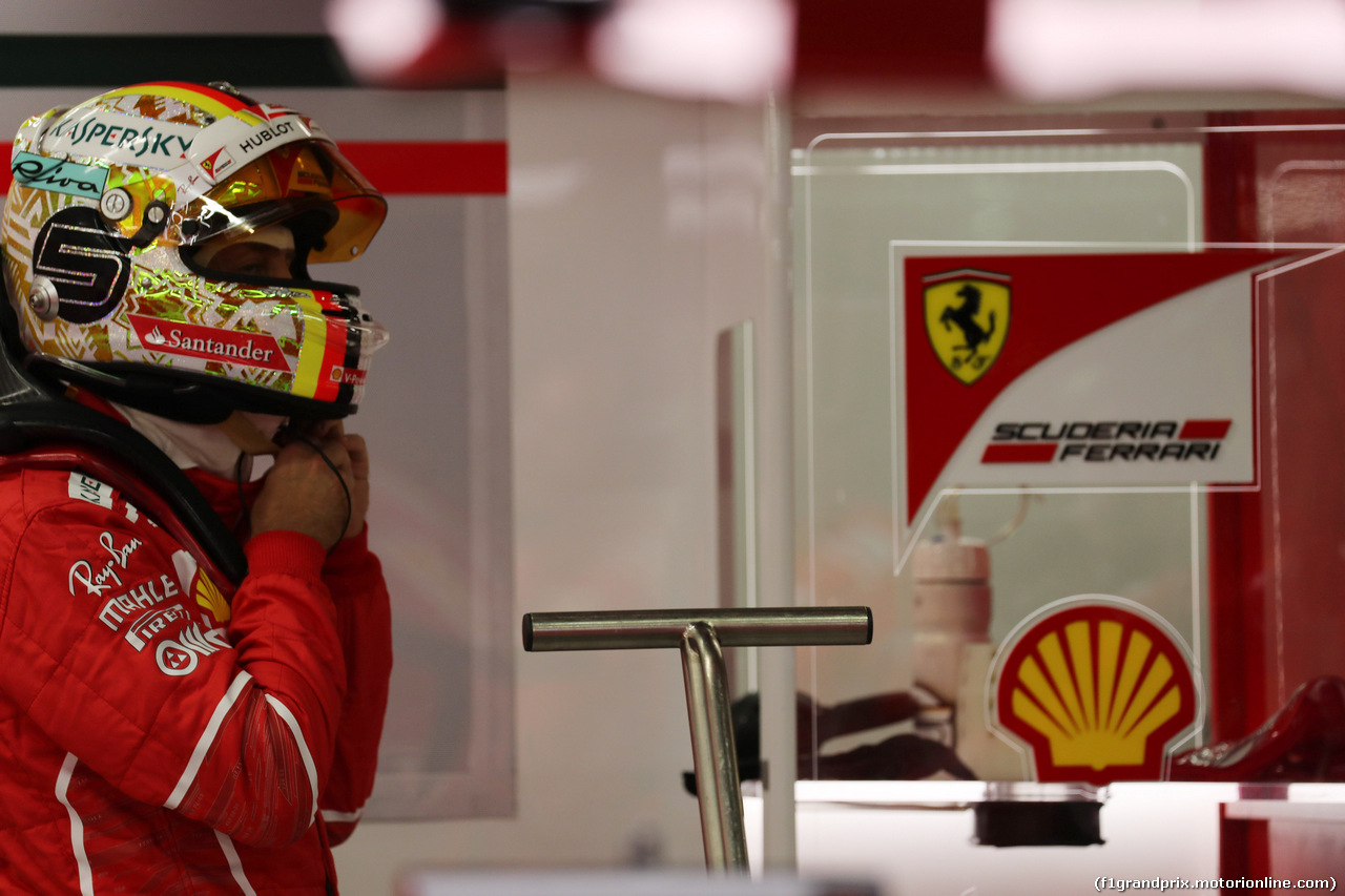 GP SINGAPORE, 17.09.2017 - Gara, Sebastian Vettel (GER) Ferrari SF70H