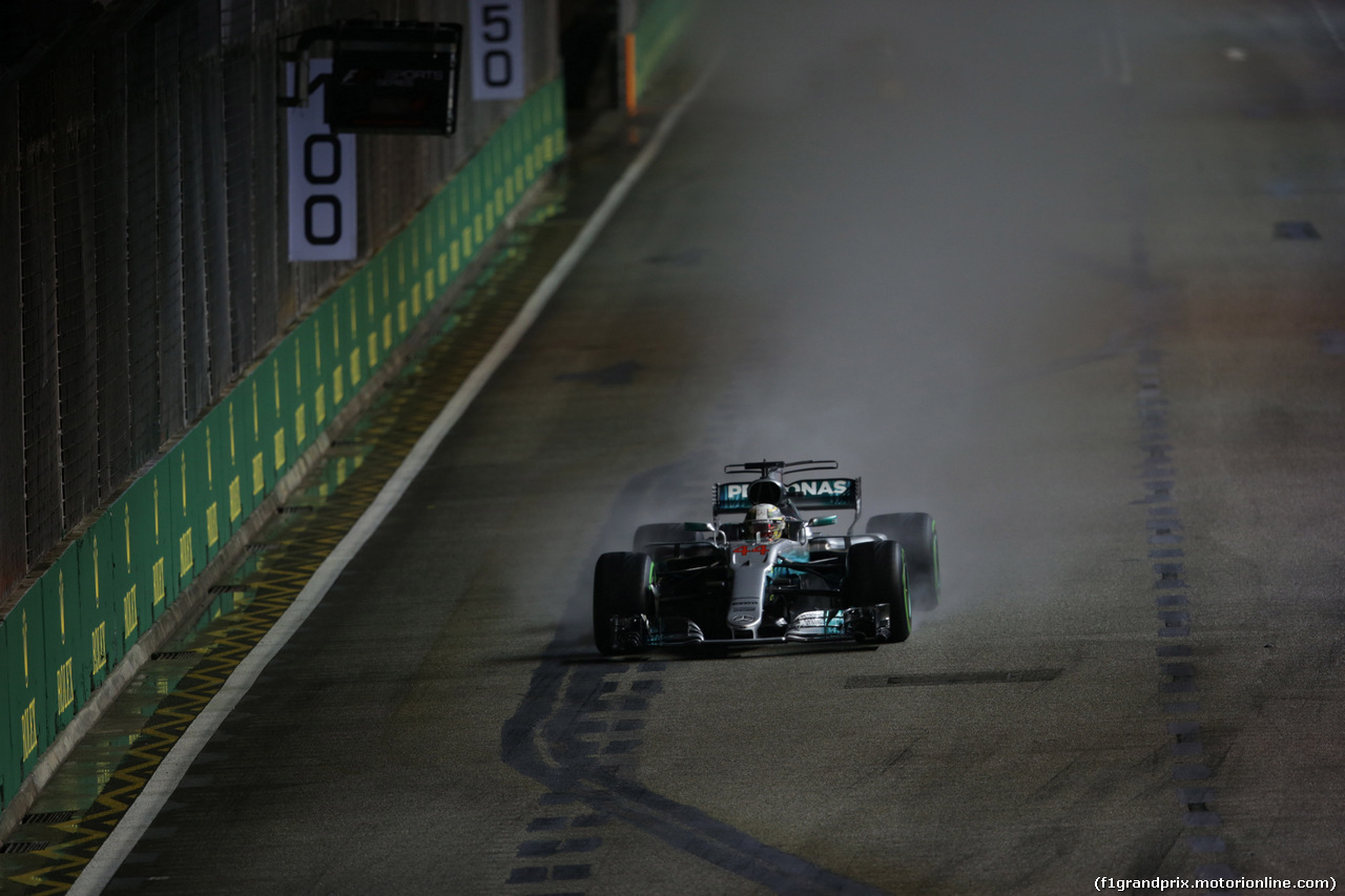 GP SINGAPORE, 17.09.2017 - Gara, Lewis Hamilton (GBR) Mercedes AMG F1 W08