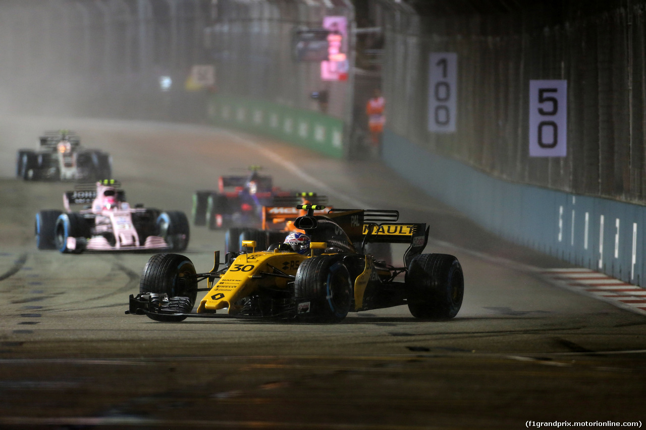 GP SINGAPORE, 17.09.2017 - Gara, Jolyon Palmer (GBR) Renault Sport F1 Team RS17