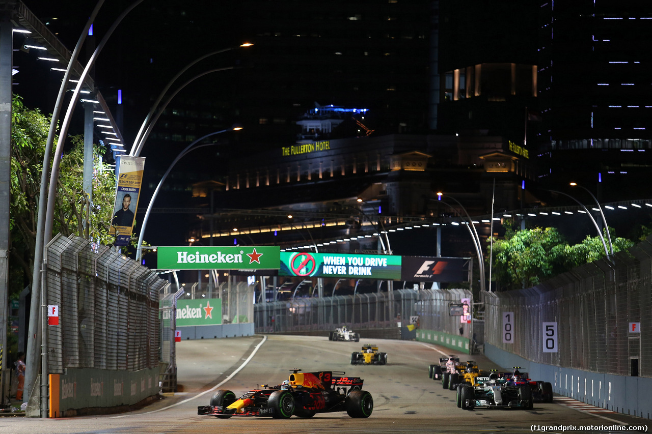 GP SINGAPORE, 17.09.2017 - Gara, Daniel Ricciardo (AUS) Red Bull Racing RB13