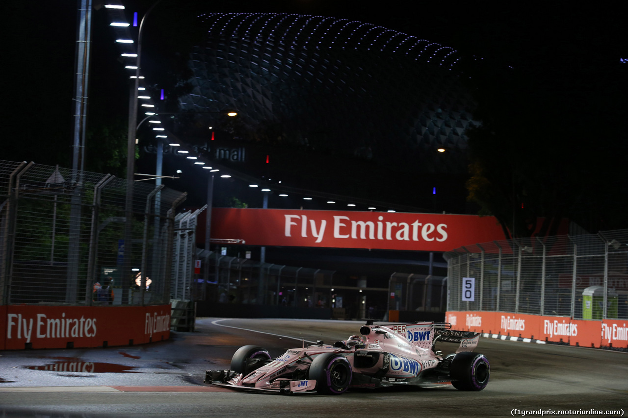 GP SINGAPORE, 17.09.2017 - Gara, Sergio Perez (MEX) Sahara Force India F1 VJM010