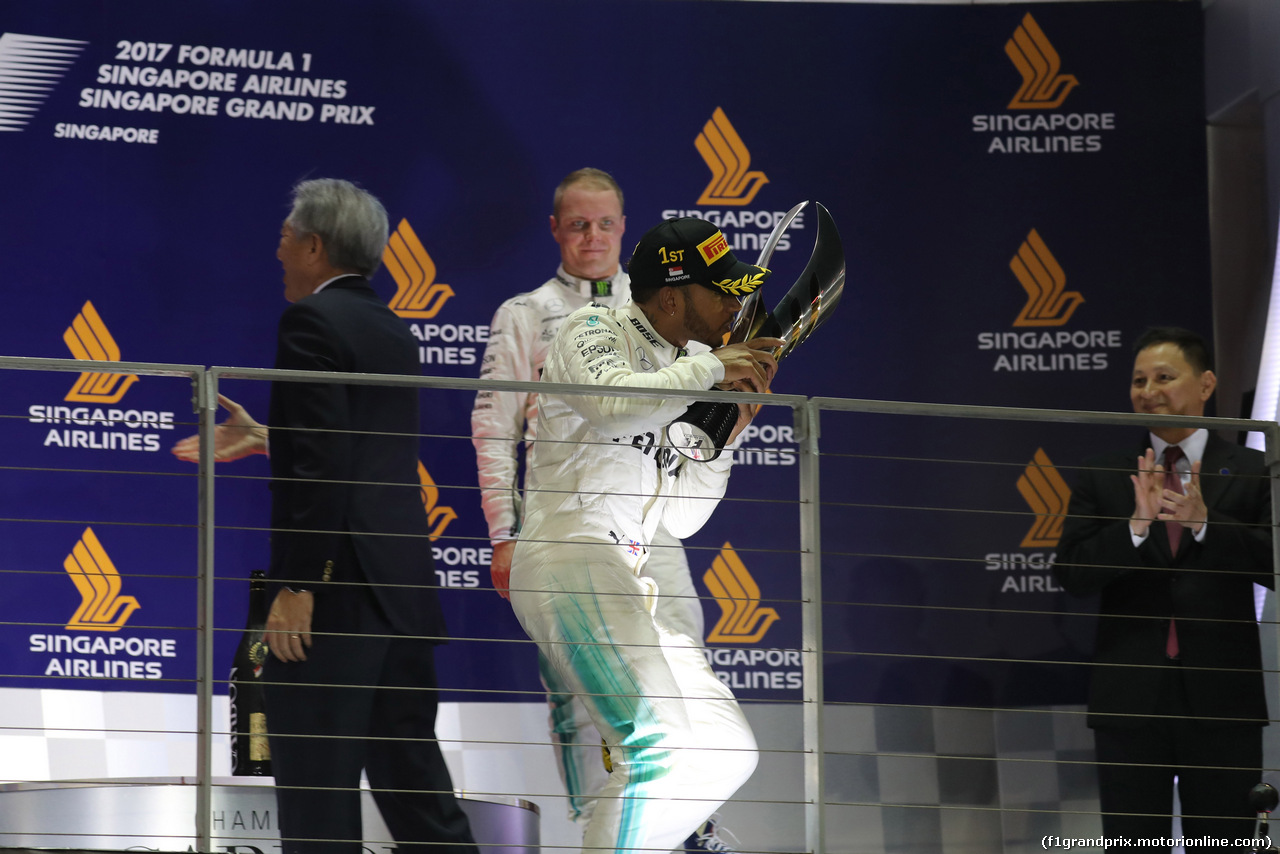 GP SINGAPORE, 17.09.2017 - Gara, Sebastian Vettel (GER) Ferrari SF70H vincitore