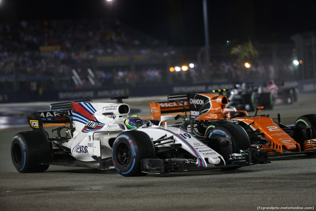 GP SINGAPORE, 17.09.2017 - Gara, Felipe Massa (BRA) Williams FW40 e Stoffel Vandoorne (BEL) McLaren MCL32