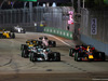 GP SINGAPORE, 17.09.2017 - Gara, Lewis Hamilton (GBR) Mercedes AMG F1 W08 e Daniel Ricciardo (AUS) Red Bull Racing RB13
