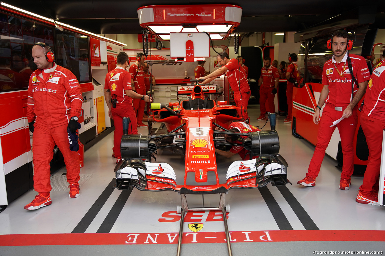 GP SINGAPORE, 16.09.2017 - Prove Libere 3, Sebastian Vettel (GER) Ferrari SF70H