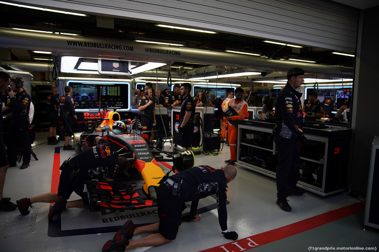 GP SINGAPORE, 16.09.2017 - Prove Libere 3, Daniel Ricciardo (AUS) Red Bull Racing RB13