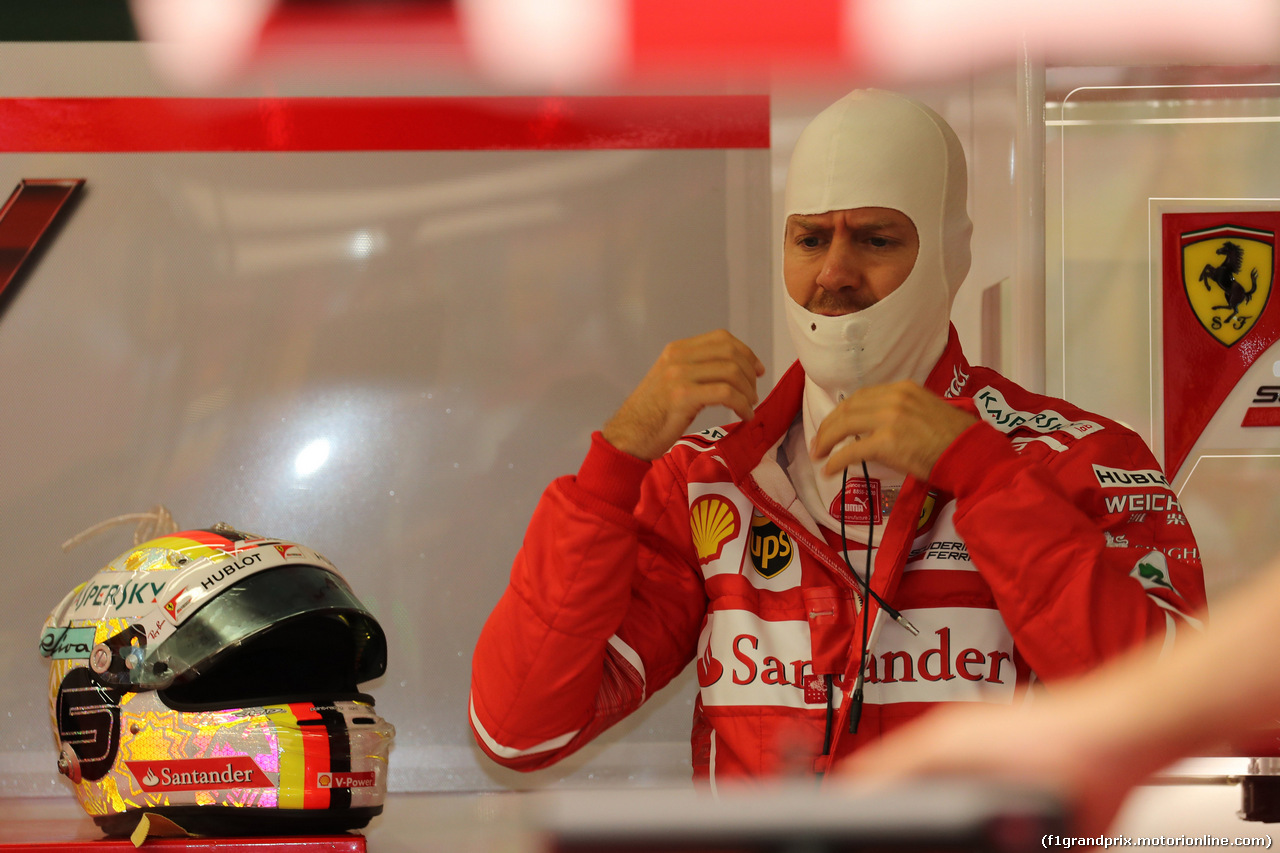 GP SINGAPORE, 16.09.2017 - Prove Libere 3, Sebastian Vettel (GER) Ferrari SF70H