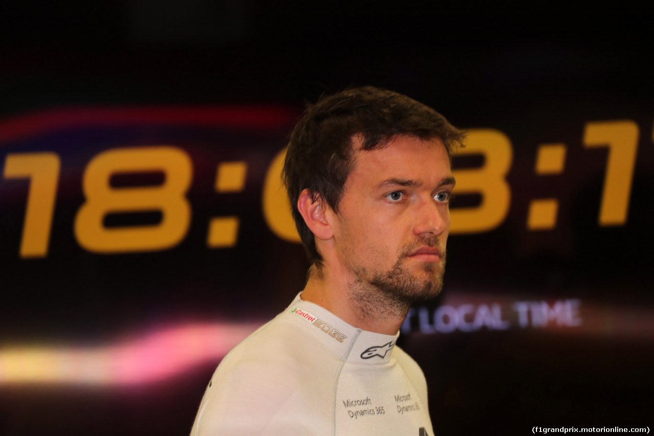 GP SINGAPORE, 16.09.2017 - Prove Libere 3, Jolyon Palmer (GBR) Renault Sport F1 Team RS17